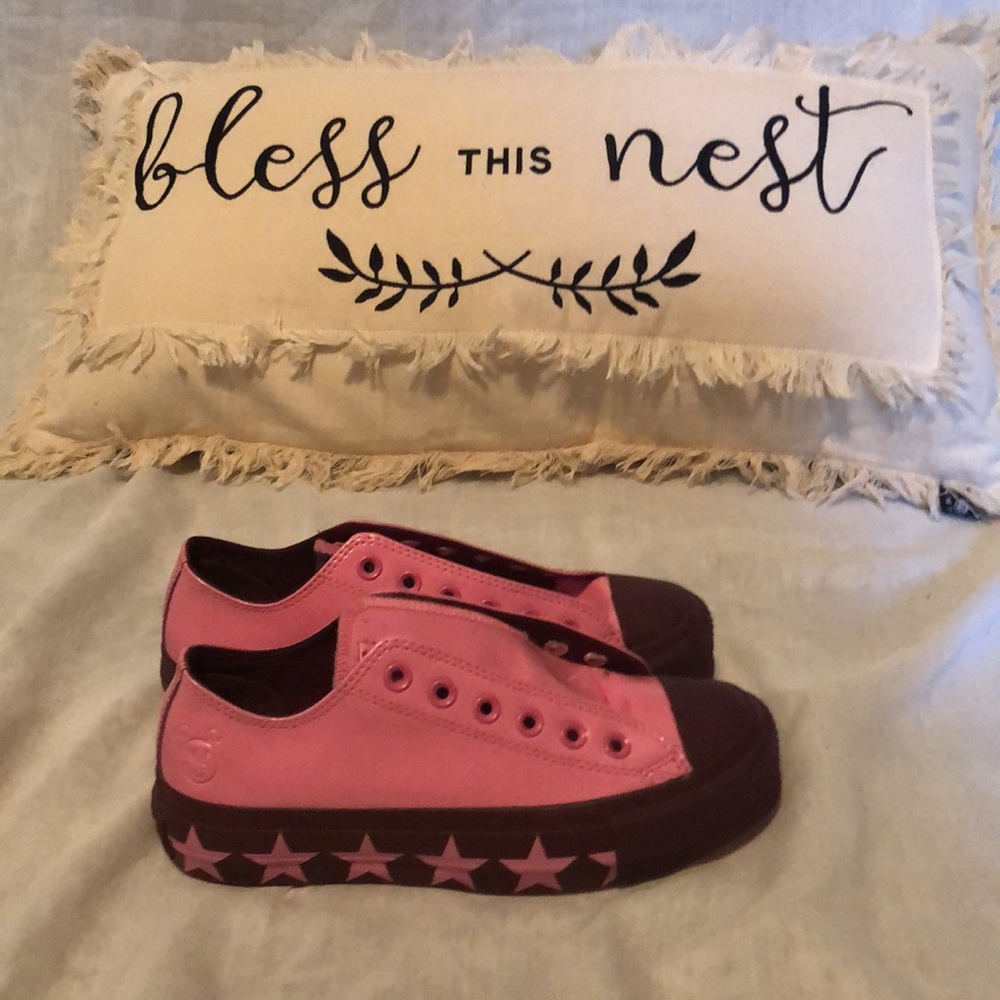 Converse Sneakers